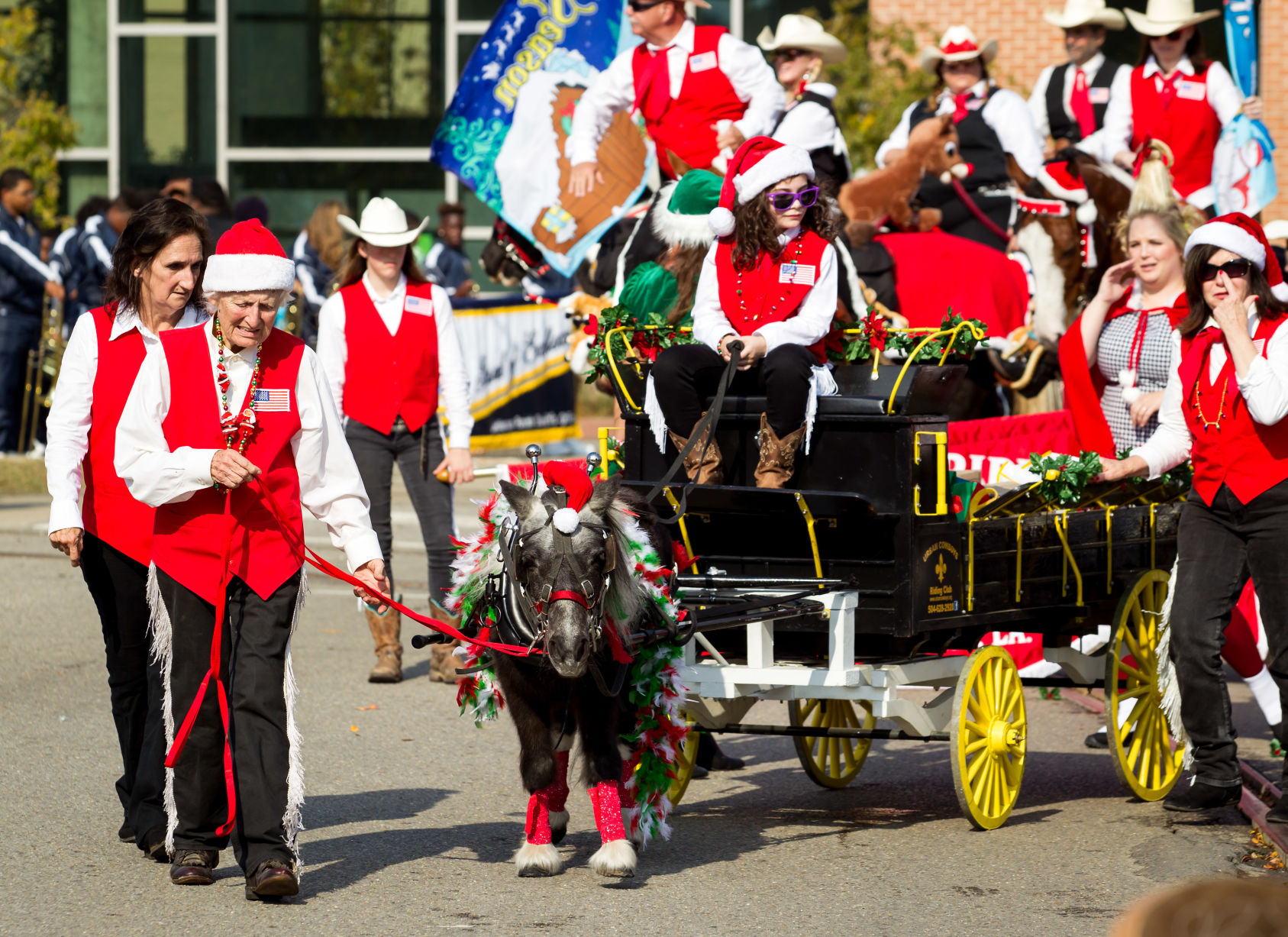 NO.jingleparade012.120218.jpg